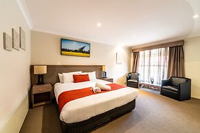 Parkes International Motor Inn