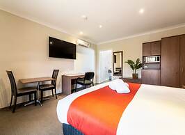 Parkes International Motor Inn