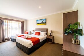 Parkes International Motor Inn