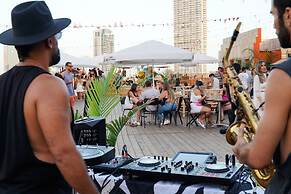 SEVEN Tel Aviv