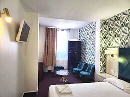 HOTEL ROYAL
