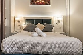 HOTEL ROYAL