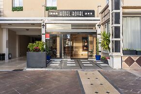 HOTEL ROYAL