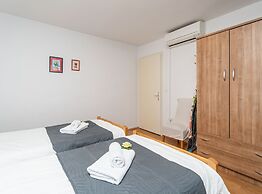 Apartment Lolo