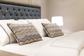 Motif Hotel