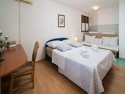 Apartments Tomas