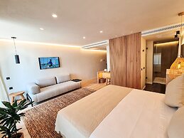 S Estancia Suites