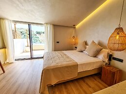 S Estancia Suites