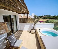 S Estancia Suites