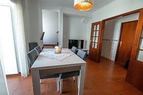 Amazing View Steps to Beach 4beds,ac,self Check-in