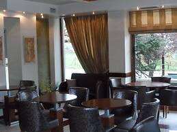 Prigipikon Suites & Lofts