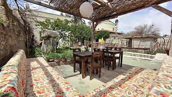 Armesos Cave Hotel