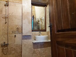 Armesos Cave Hotel