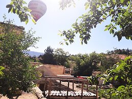 Armesos Cave Hotel