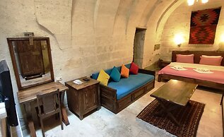 Armesos Cave Hotel