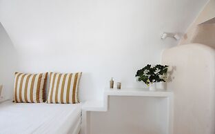 White Grape Suites