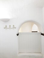 White Grape Suites