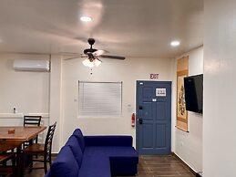 MeMes Place