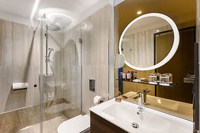 Emerald Hotel
