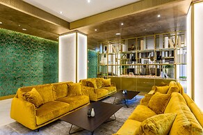 Emerald Hotel
