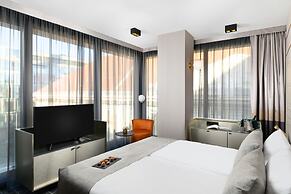 Emerald Hotel