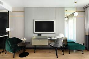 Emerald Hotel