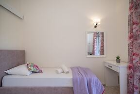 Kamara Apartments