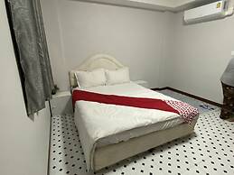 OYO 75396 Look Shine Apartment