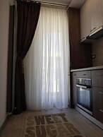 Deluxe Alezzi