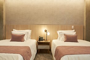 Eutopiq Hotel