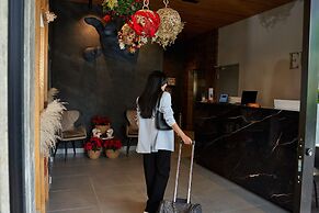 Eutopiq Hotel