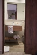 Eutopiq Hotel