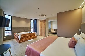 Eutopiq Hotel