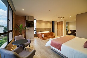 Eutopiq Hotel