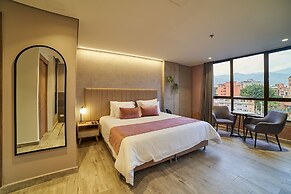 Eutopiq Hotel
