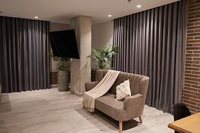 Eutopiq Hotel