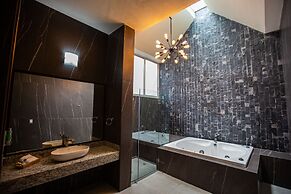 HOTEL AKAWE