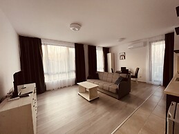 ATM LUX APART