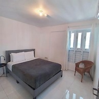Arecibo Hotel 2105
