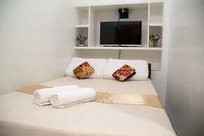 ROOMS498 - Hostel