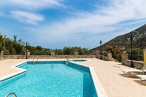 Argyro Villa