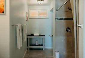 Grapetree Bay Hotel & Villas
