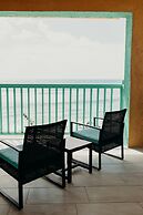 Grapetree Bay Hotel & Villas