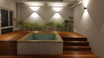 Jinhae InterCity Hotel