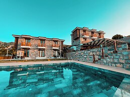Alice Tatil Evi