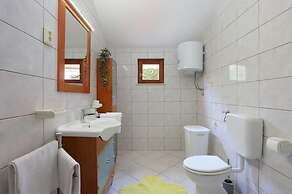 Holiday Home Mons Aureus
