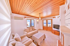 Kışla Villas