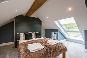 Foxes Den