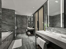 DoubleTree by Hilton Chengdu Riverside - Close to Panda Base and Cheng