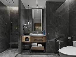 DoubleTree by Hilton Chengdu Riverside - Close to Panda Base and Cheng